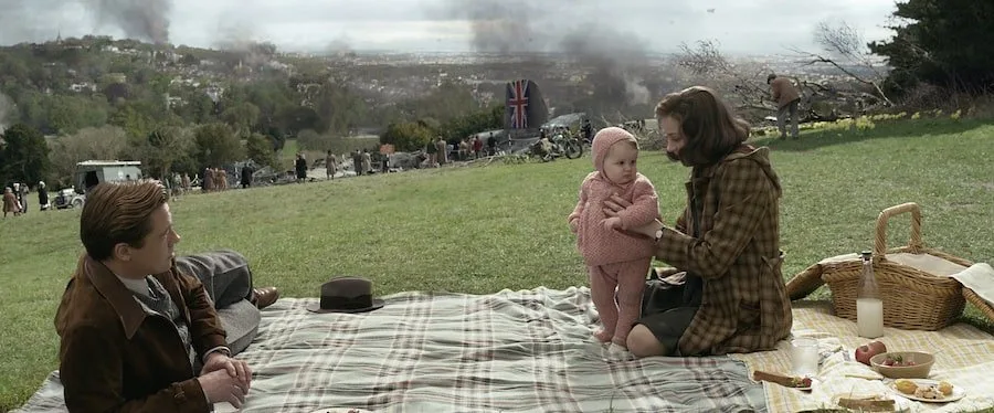 Frame 8