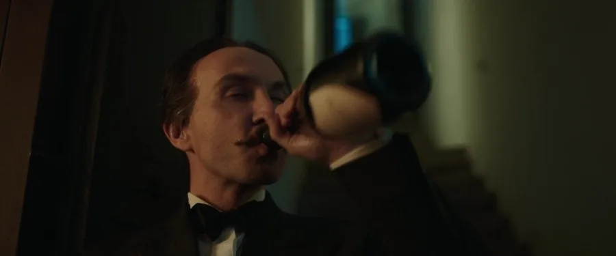 Frame 9